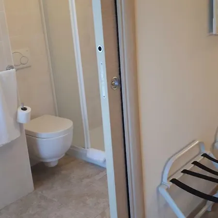 Holidayfever Guest house 3*